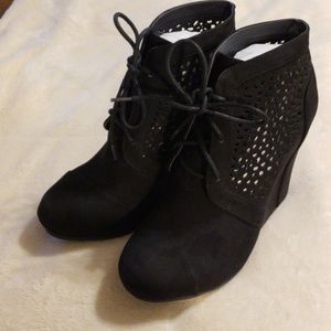 SHI by Journeys Free Spirit Bootie